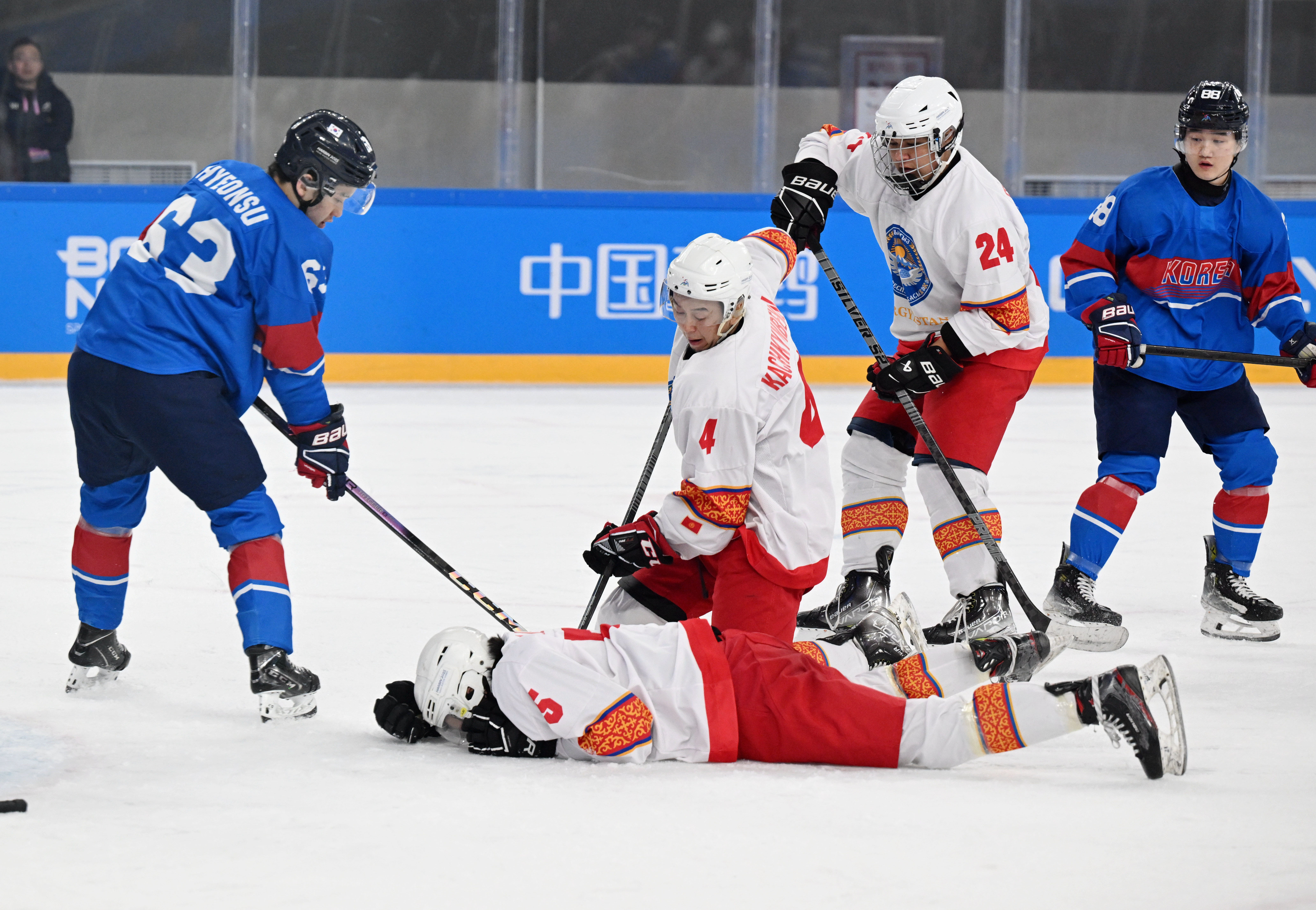 奥地利队险胜韩国队,张继科惊艳四座 奥地利队险胜韩国队,张继科惊艳四座
