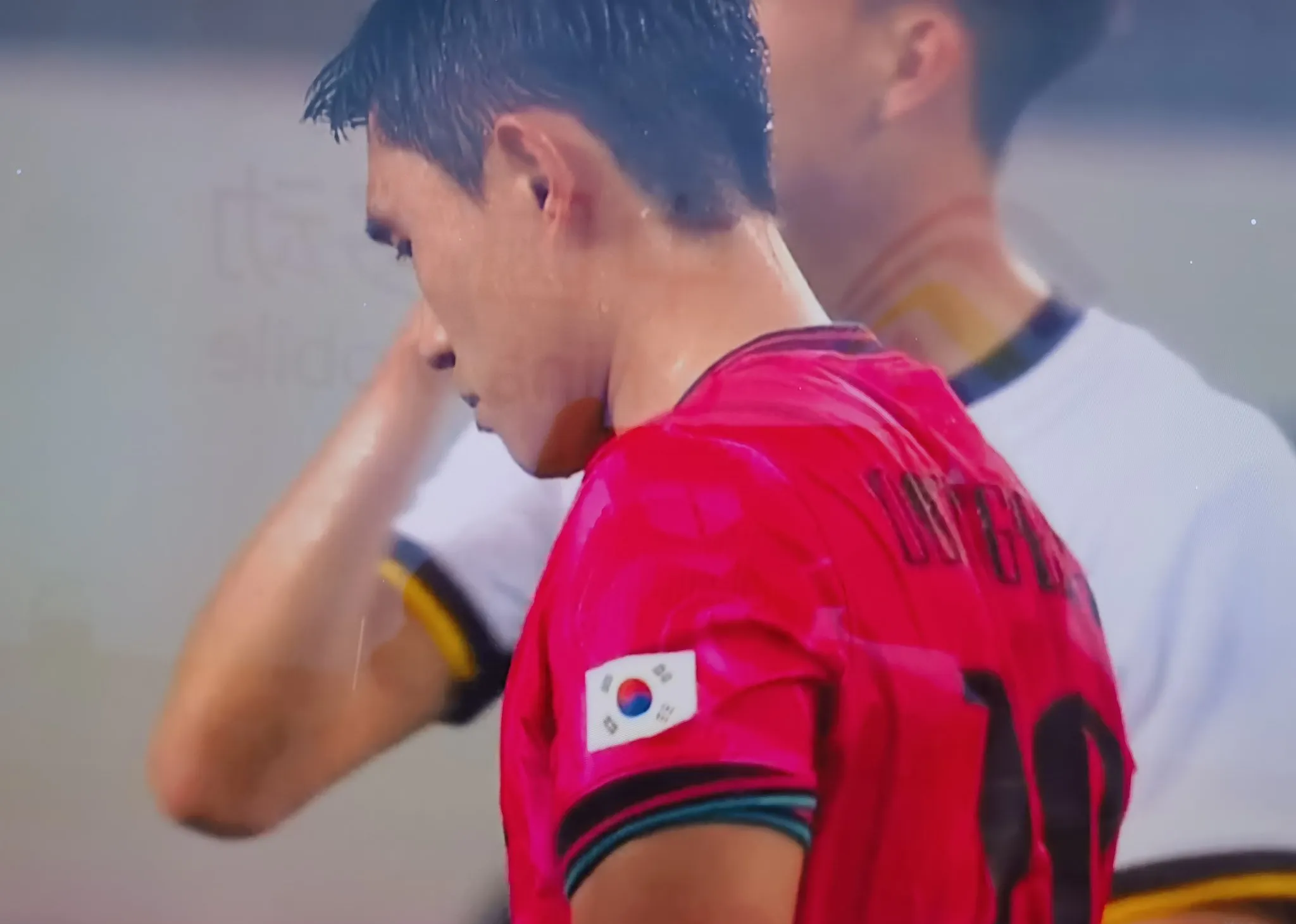 勒沃库森碾压韩国,奥亚尔萨瓦尔带队取胜 勒沃库森碾压韩国,奥亚尔萨瓦尔带队取胜