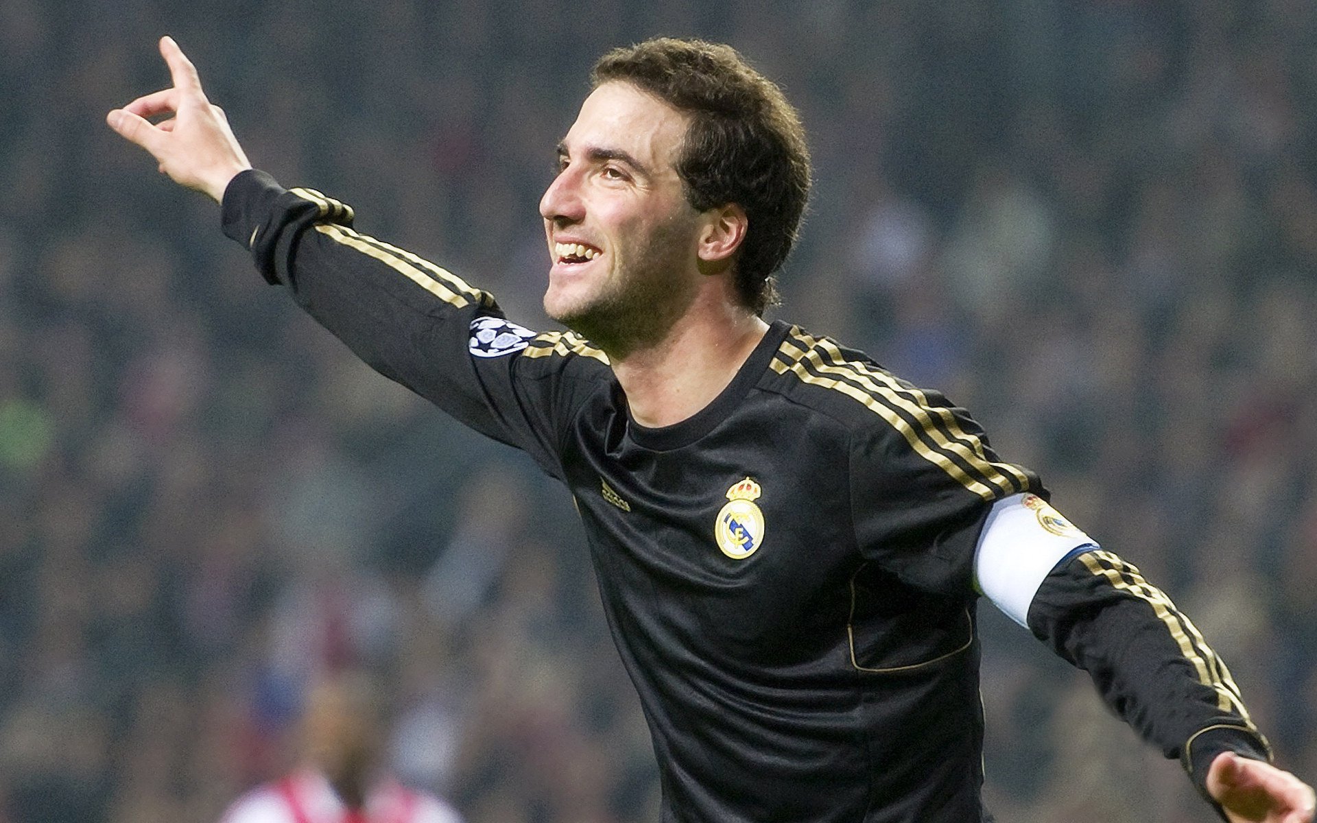 奇兵卷走胜利，福克斯光芒四射